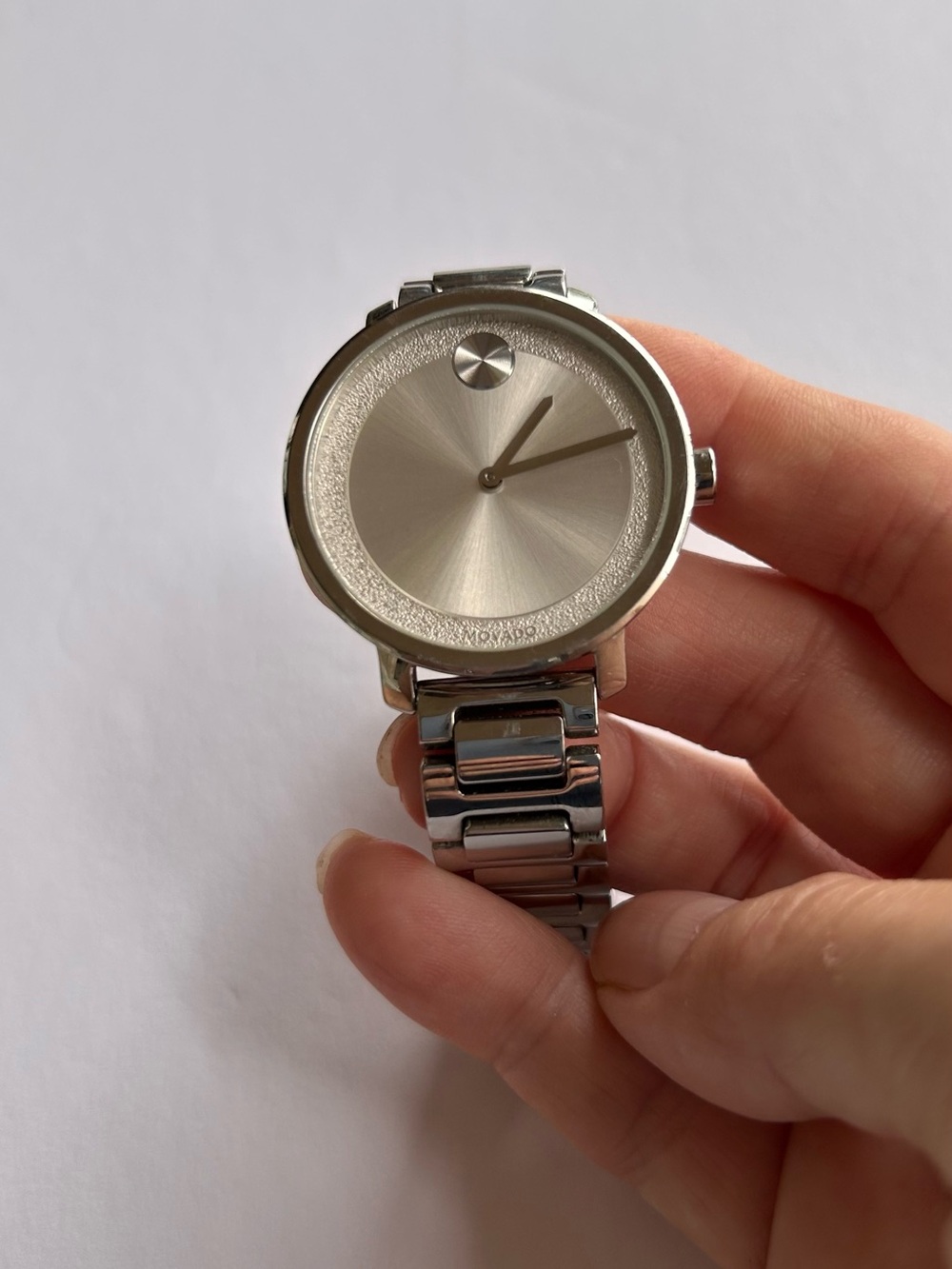 Movado Bold Sugar Dial Stainless Steel silver toned Museum Dial Bracelet Watch - Picture 4 of 6
